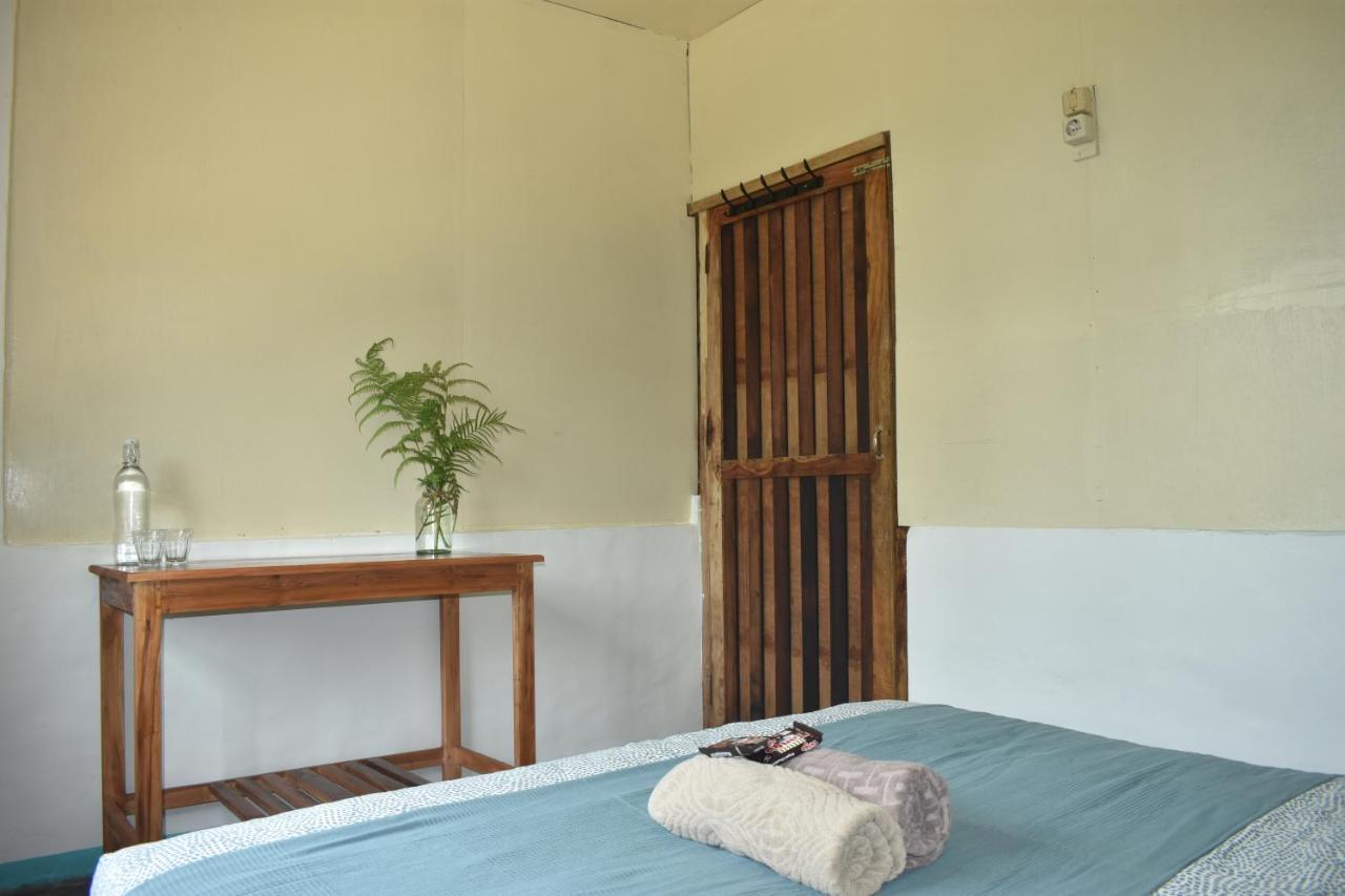 Mama'S Homestay Ruteng Eksteriør billede